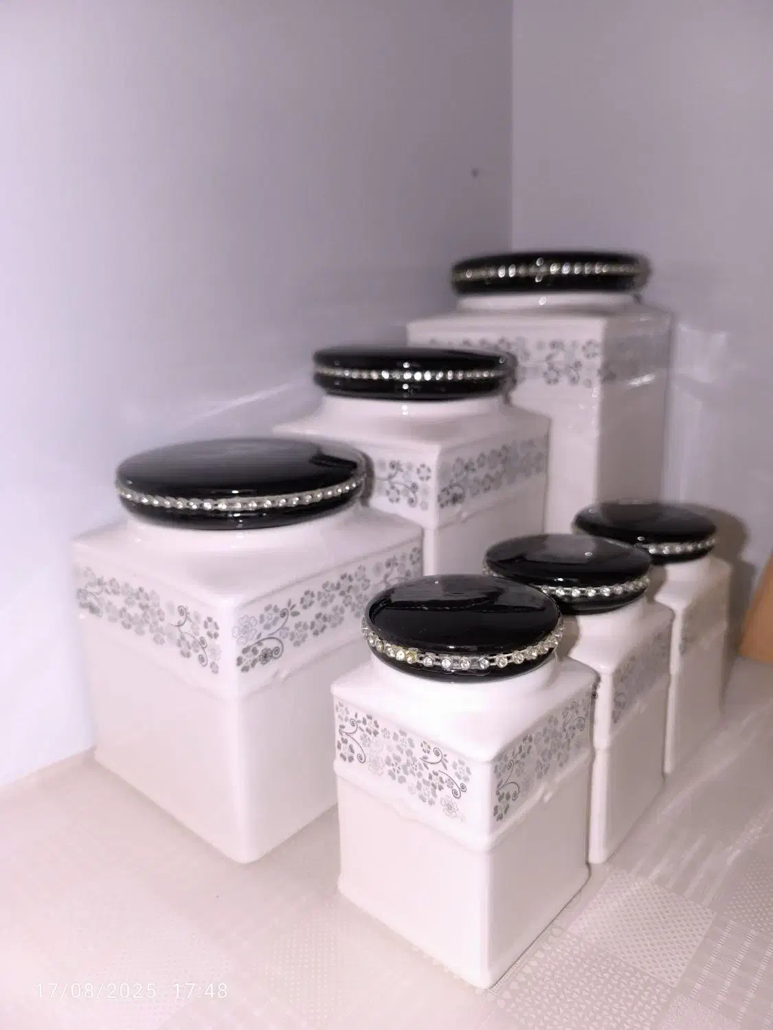 پاسماوری خارجی|ظروف نگهدارنده، پلاستیکی، یک‌بارمصرف|بروجرد, |دیوار