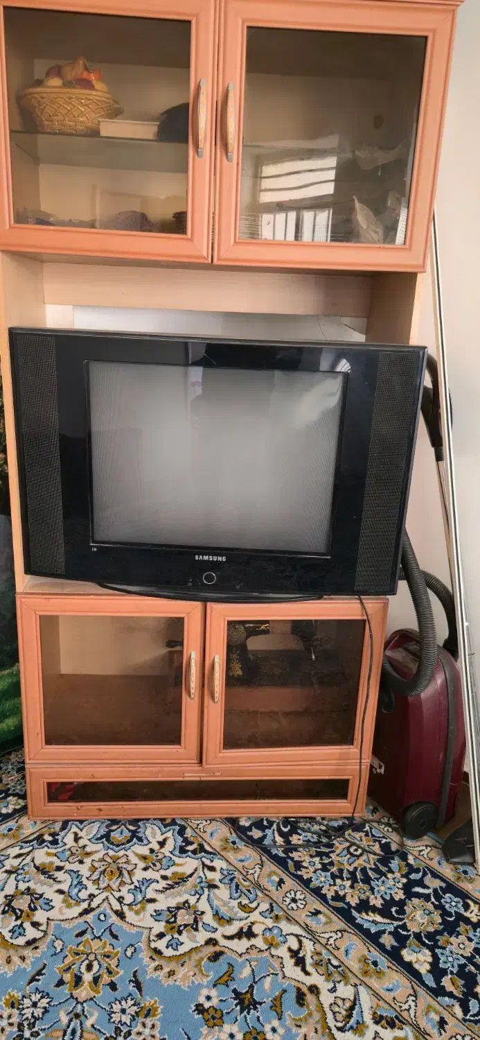 ۲عدد تلویزیون|تلویزیون و پروژکتور|بهبهان, |دیوار