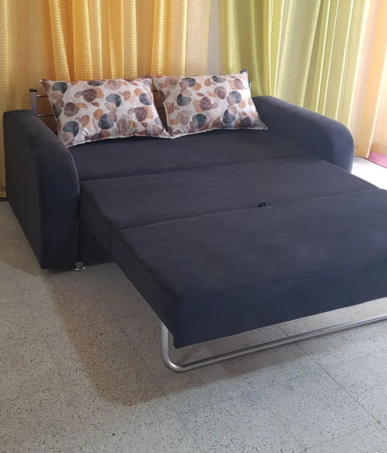 تختخوابشو ایسان|مبلمان خانگی و میز عسلی|چهاردانگه (تهران), |دیوار