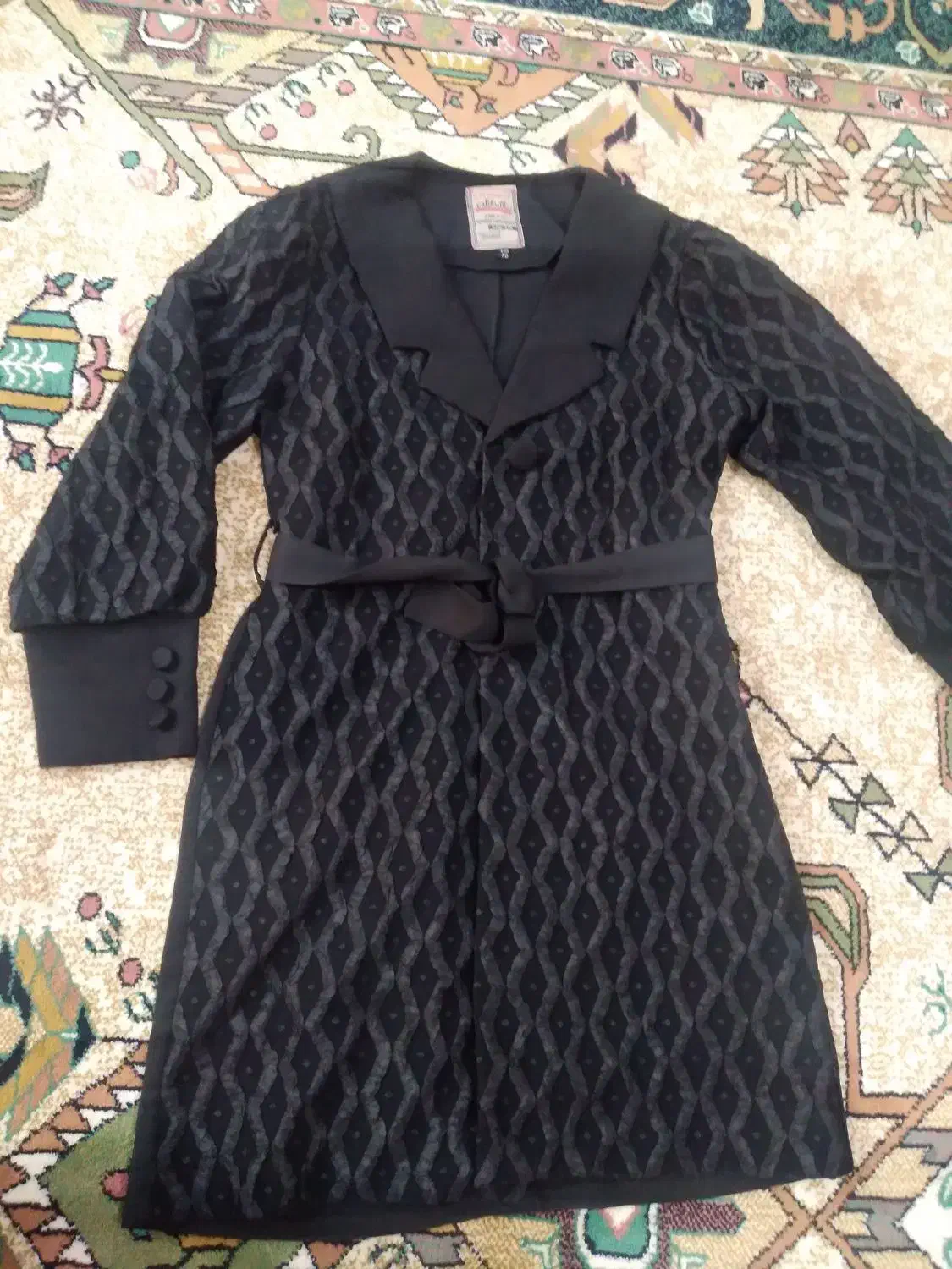 مانتو|لباس|تربتحیدریه, ابوذر|دیوار