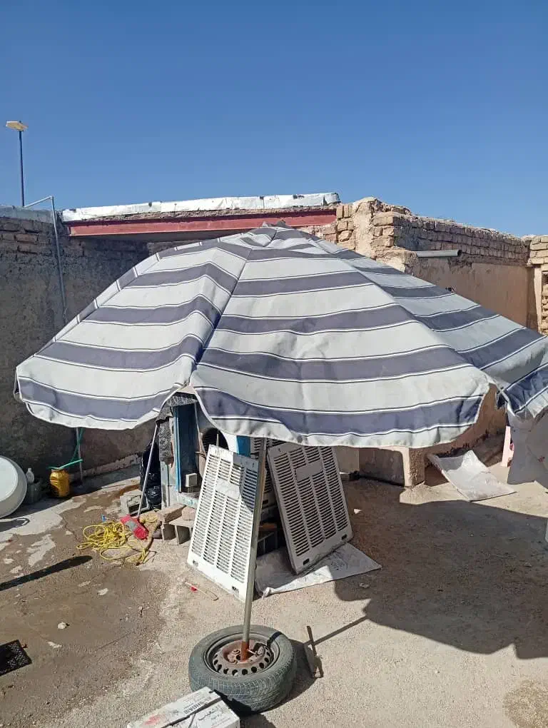 چتر ساحلی|کوهنوردی و کمپینگ|نی‌ریز, |دیوار