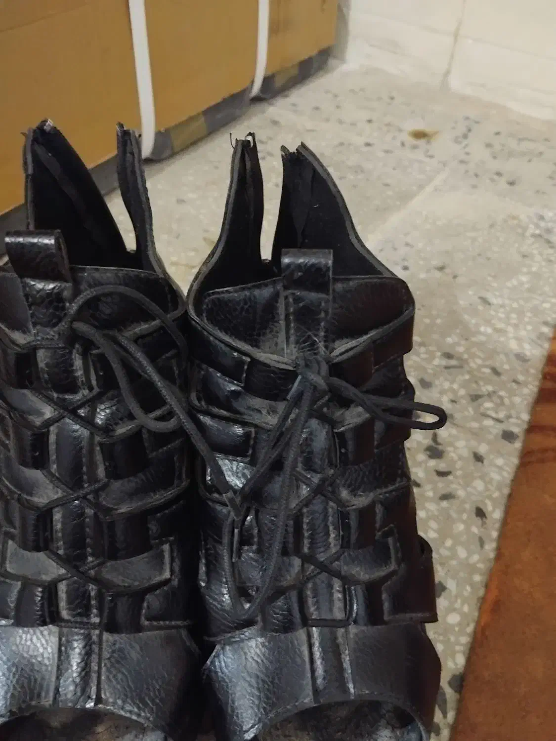 کفش ها کاملا نو|کیف، کفش، کمربند|یاسوج, |دیوار