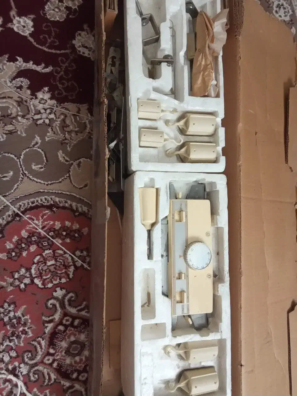 چرخ بافندگی|لوازم خیاطی و بافتنی|مشهد, یاس|دیوار