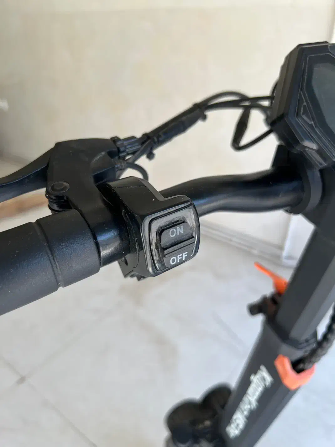 اسکوتر برقی آفرودی کوگو|دوچرخه، اسکیت، اسکوتر|نیشابور, ۲۲ بهمن|دیوار