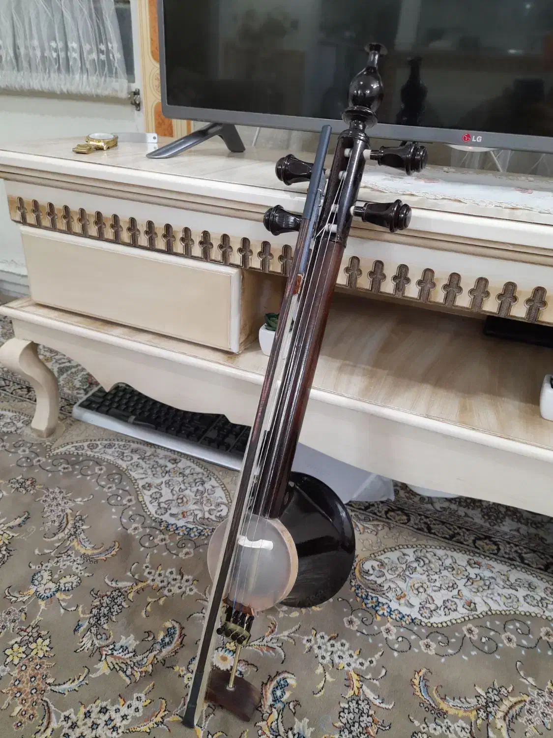 شهبازی|سازهای سنتی|خرمآباد, |دیوار