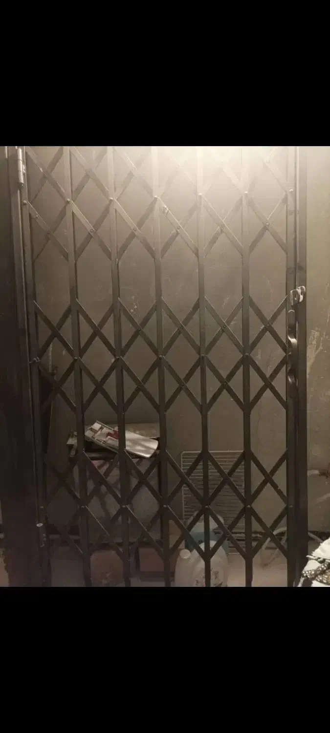 حفاظ درب ورودی واحد|مصالح و تجهیزات ساختمان|هشتگرد, فاز ۱ مهستان|دیوار