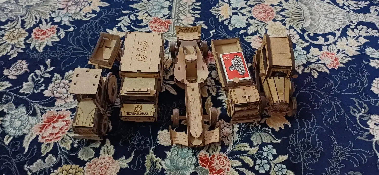 ماکت ماشین چوبی|مجسمه، تندیس، ماکت|کرمان, |دیوار