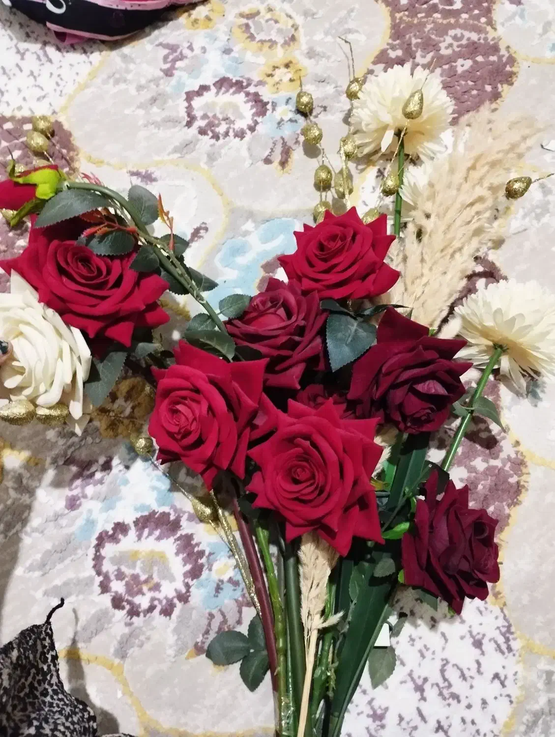 گل رز و گل توپی دوازده شاخه|گل مصنوعی|اسدآباد, |دیوار