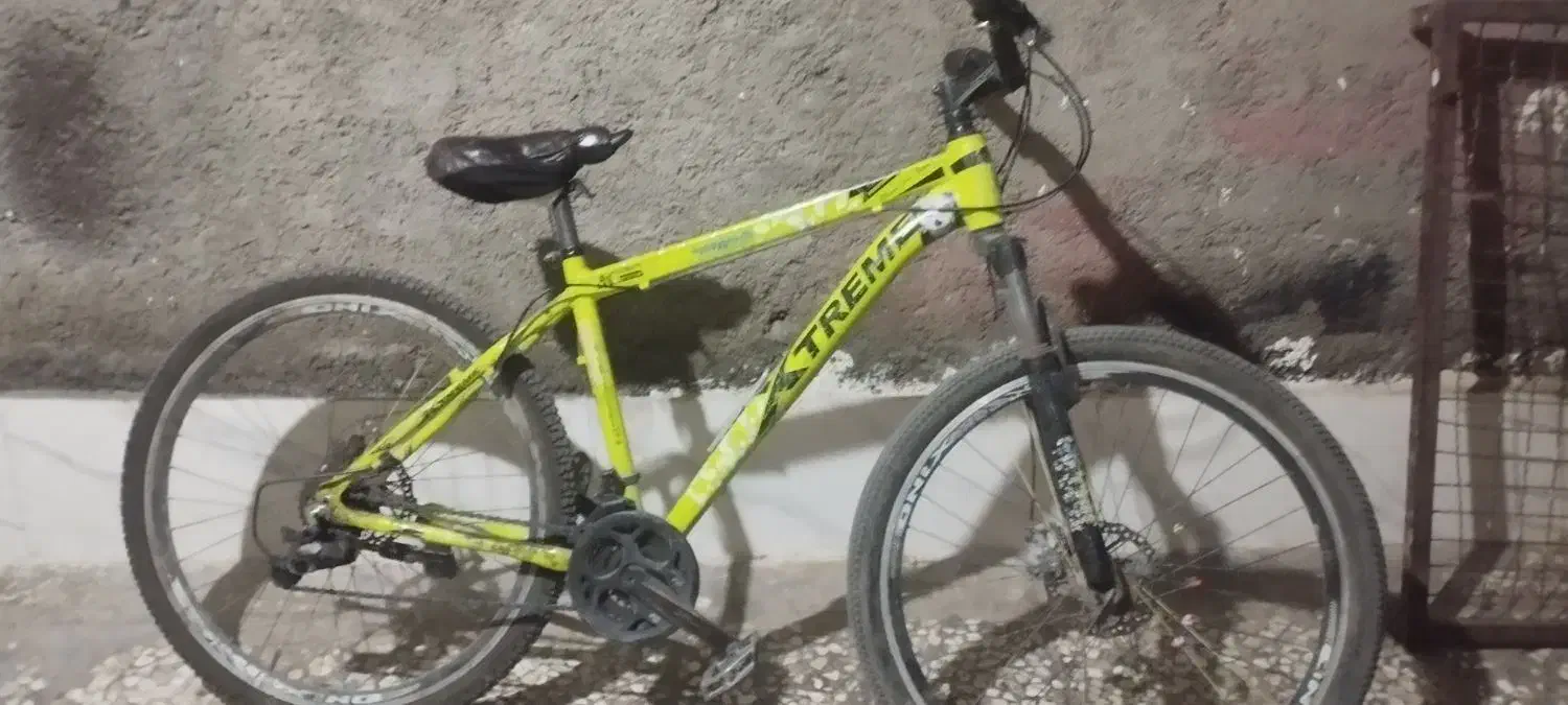 دوعدد دوچرخه سالم|دوچرخه، اسکیت، اسکوتر|گنبد کاووس, |دیوار