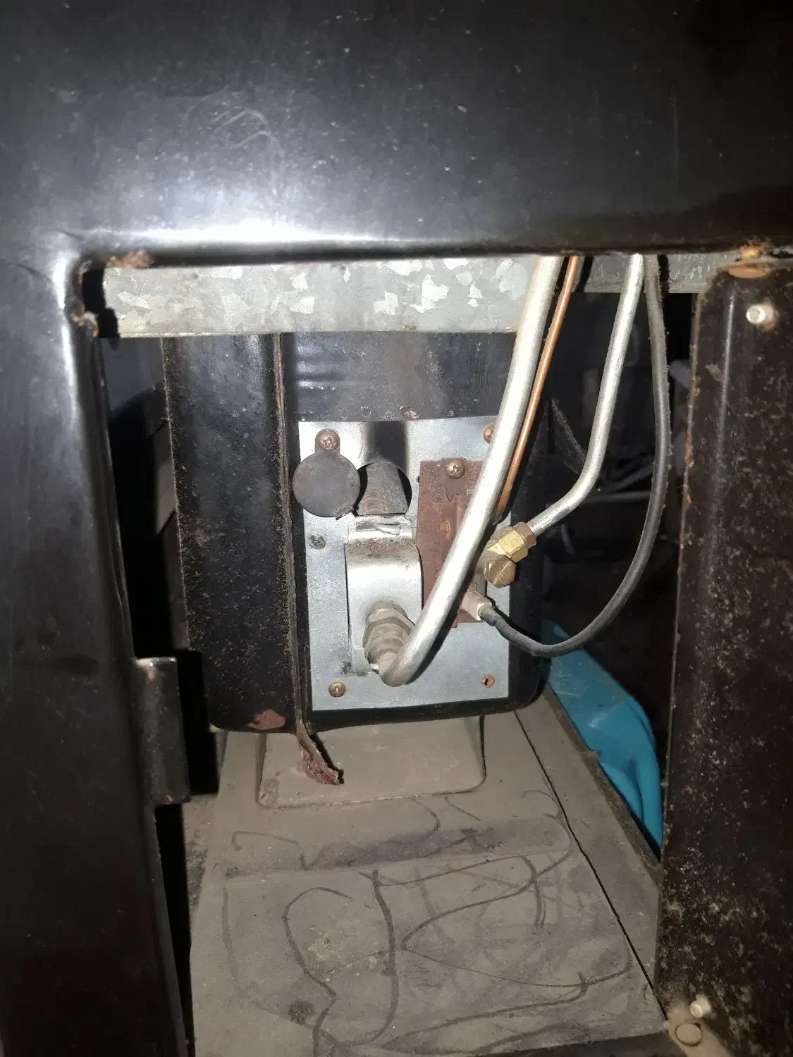 بخاری بزرگ ۱۰ هزار سالم مرتب|بخاری، هیتر، شومینه|رشت, حمیدیان|دیوار