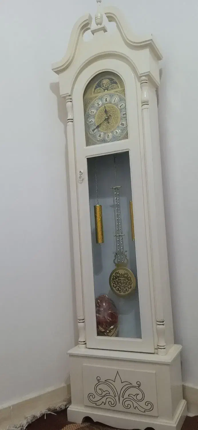 ساعت با میز تلفن|میز تلفن|تربت‌حیدریه, پائین ولایت|دیوار