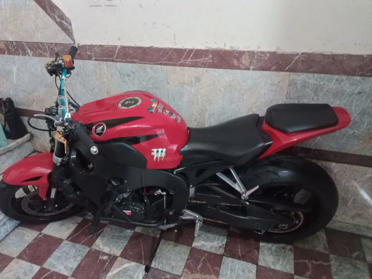 cbr1000|موتورسیکلت|نجف‌آباد, بازار|دیوار