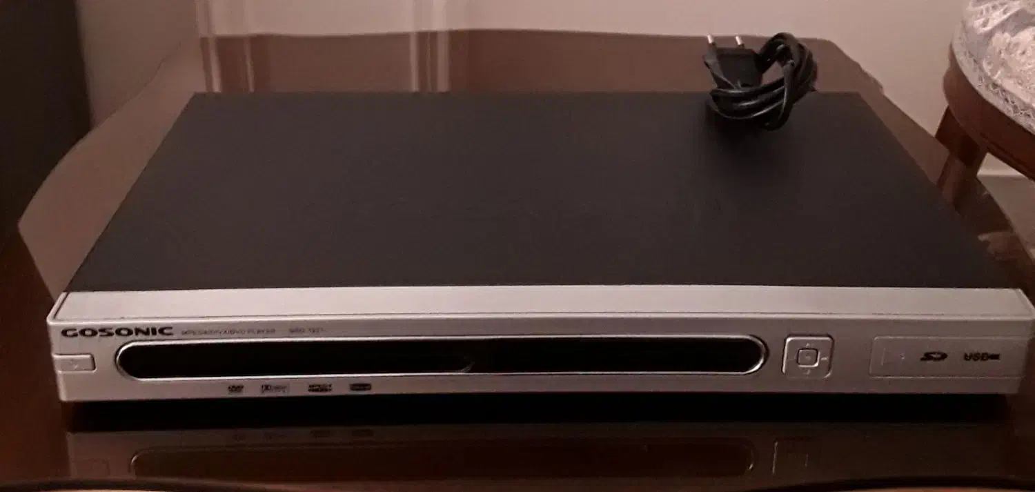 دی وی دی رم و فلش خور درحد|پخشکننده DVD و ویدیو|تهران, شهرآرا|دیوار