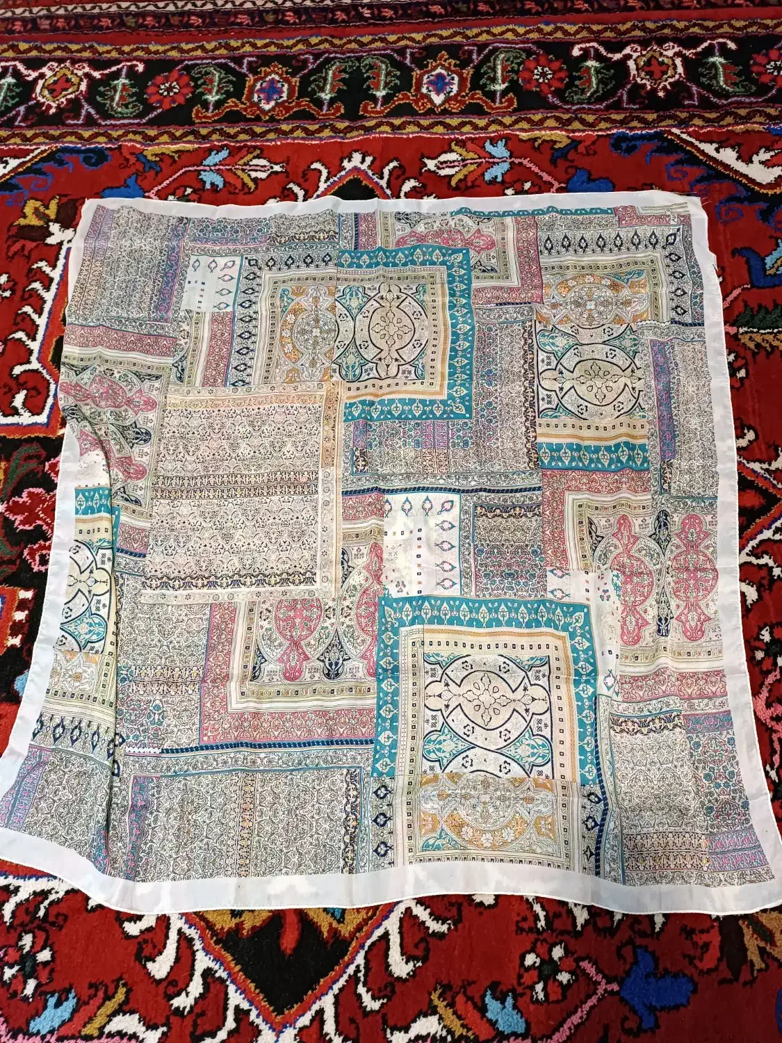 روسری ابریشم مجلسی|لباس|تبریز, |دیوار