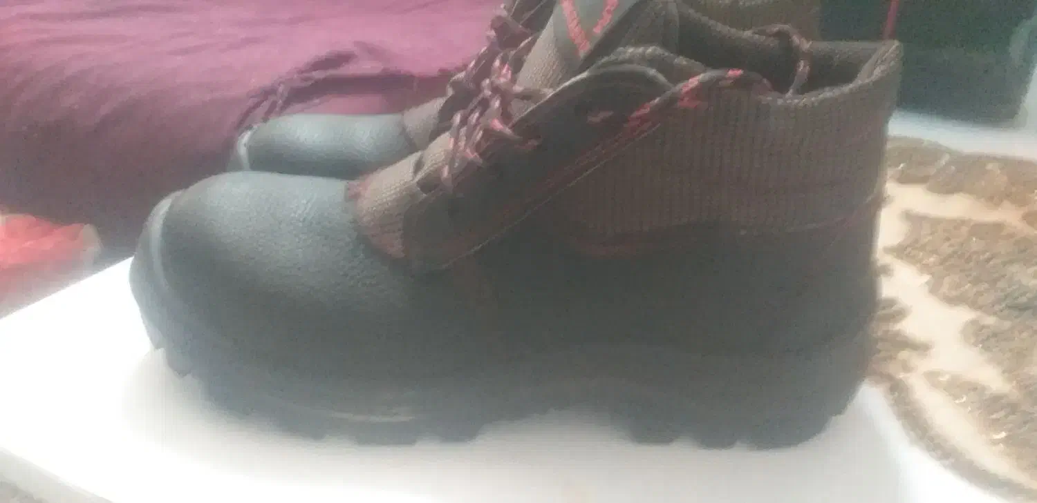 کفش ایمنی کاری پنجه آهنی آکبند|کیف، کفش، کمربند|پاکدشت, حصار امیر|دیوار