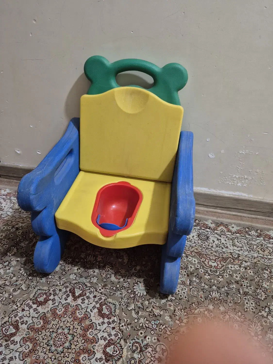 صندلی کودک|اسباب و اثاث بچه|قشم, |دیوار