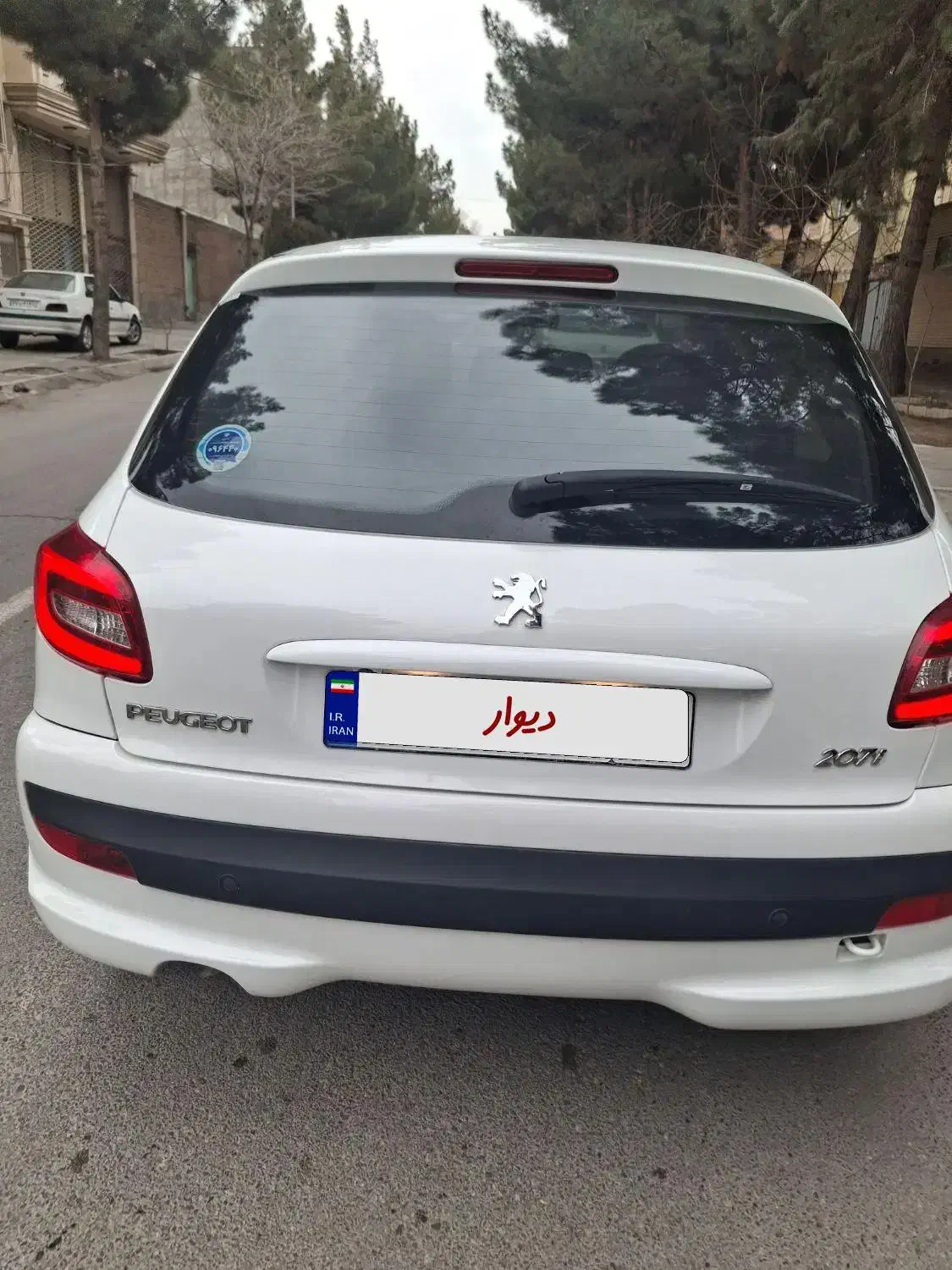 پژو ۲۰۷ بی رنگ در حد|خودرو سواری و وانت|تبریز, |دیوار