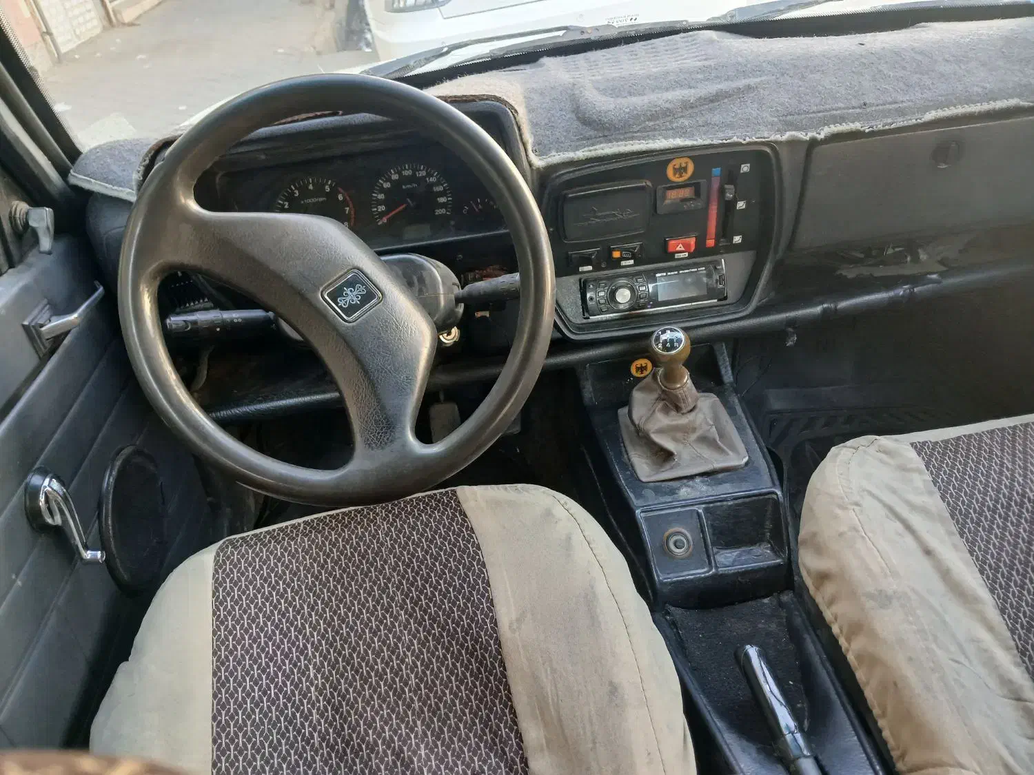 پیکان ۸۳|خودرو سواری و وانت|بروجرد, |دیوار