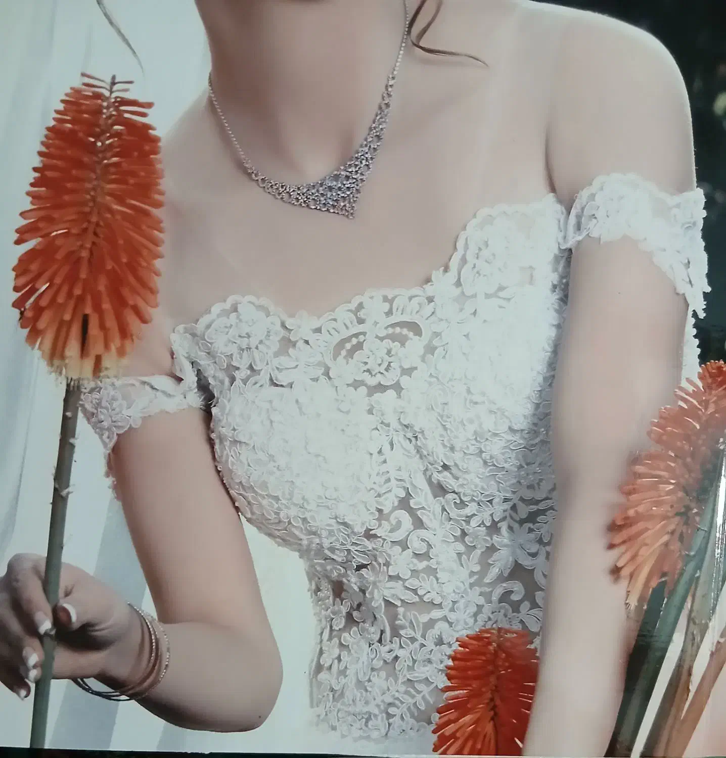 لباس عروس|لباس|رشت, شهرک قدس|دیوار