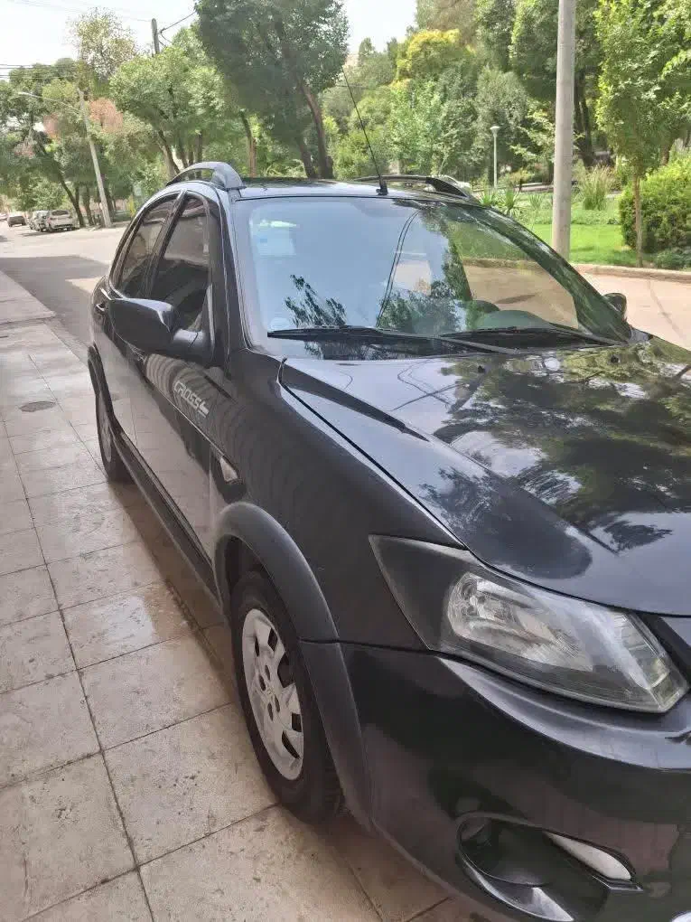 کوییک مدل۹۸ 98 فنی و لاستیک نو مانیتور دار اسپورت|خودرو سواری و وانت|اصفهان, دشتستان|دیوار