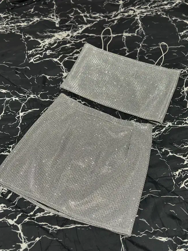 کراپ و دامن|لباس|اراک, |دیوار