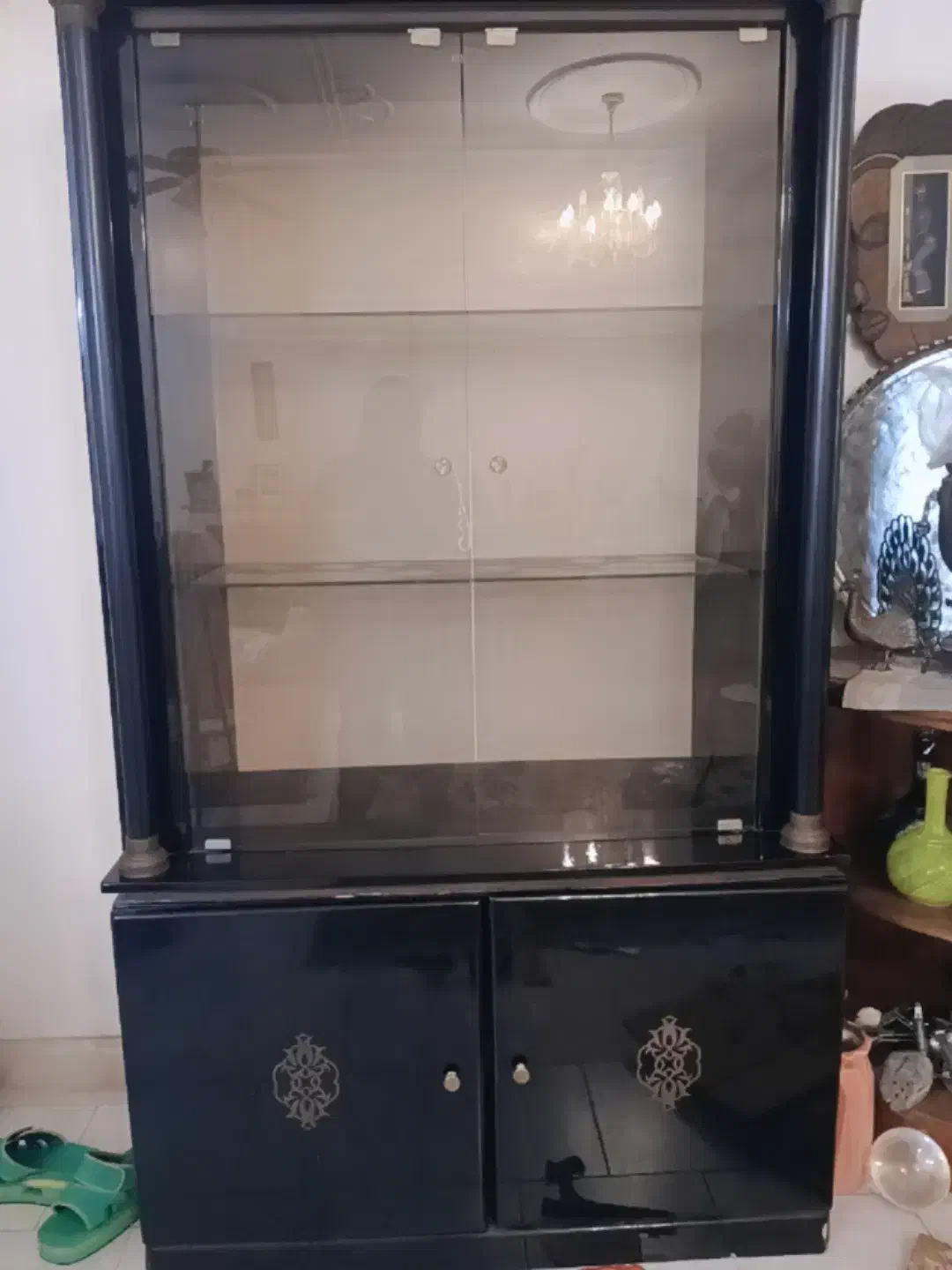 تعدادی وسایلمنزل در حد نو ب فروش میرسد|فرش|لاهیجان, آهندان|دیوار