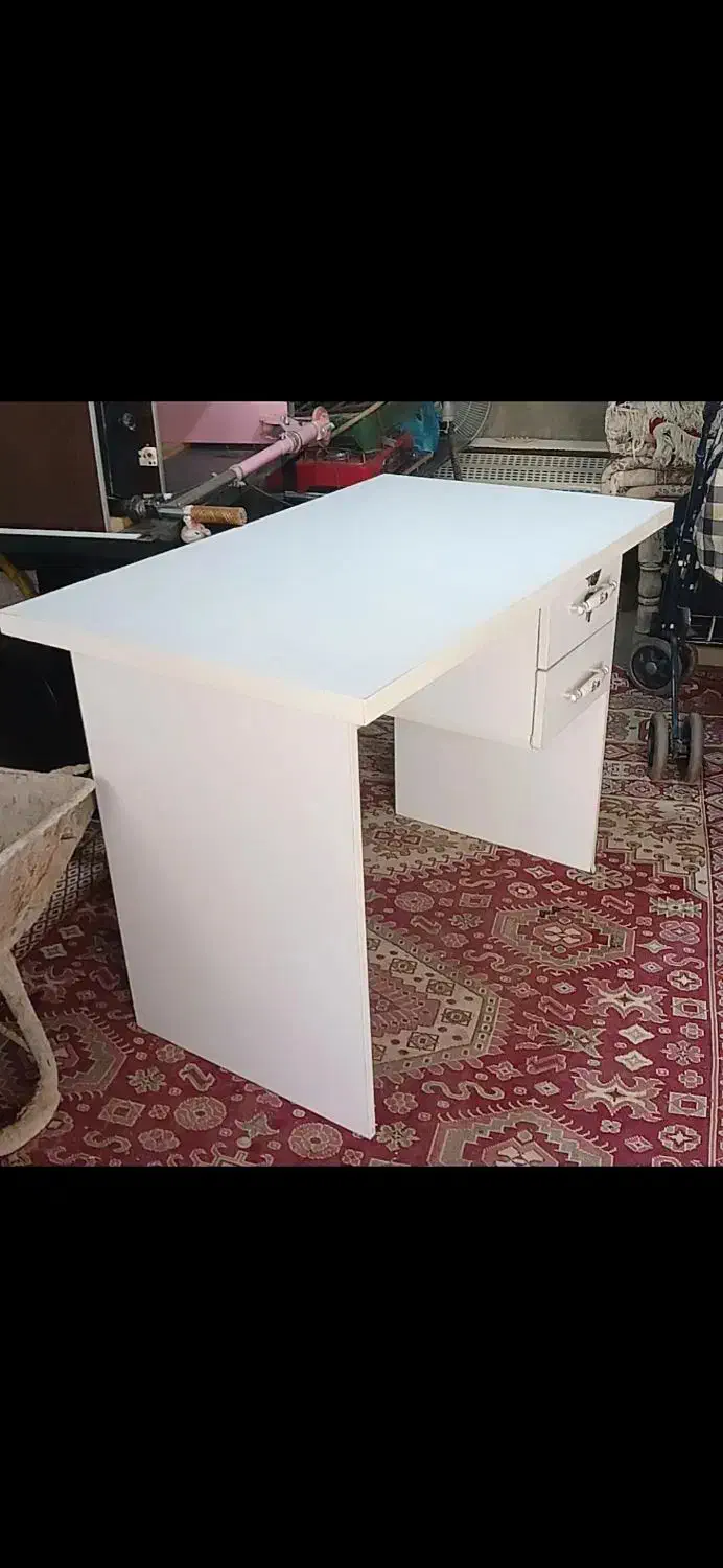 میز‌ اداری ، ارایشگاه ، تحریر|میز تحریر و کامپیوتر|هشتگرد, هشتگرد قدیم|دیوار