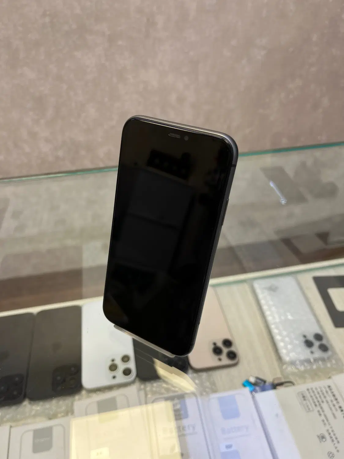 iPhone 11 normal 128 ch|موبایل|تهران, صادقیه|دیوار