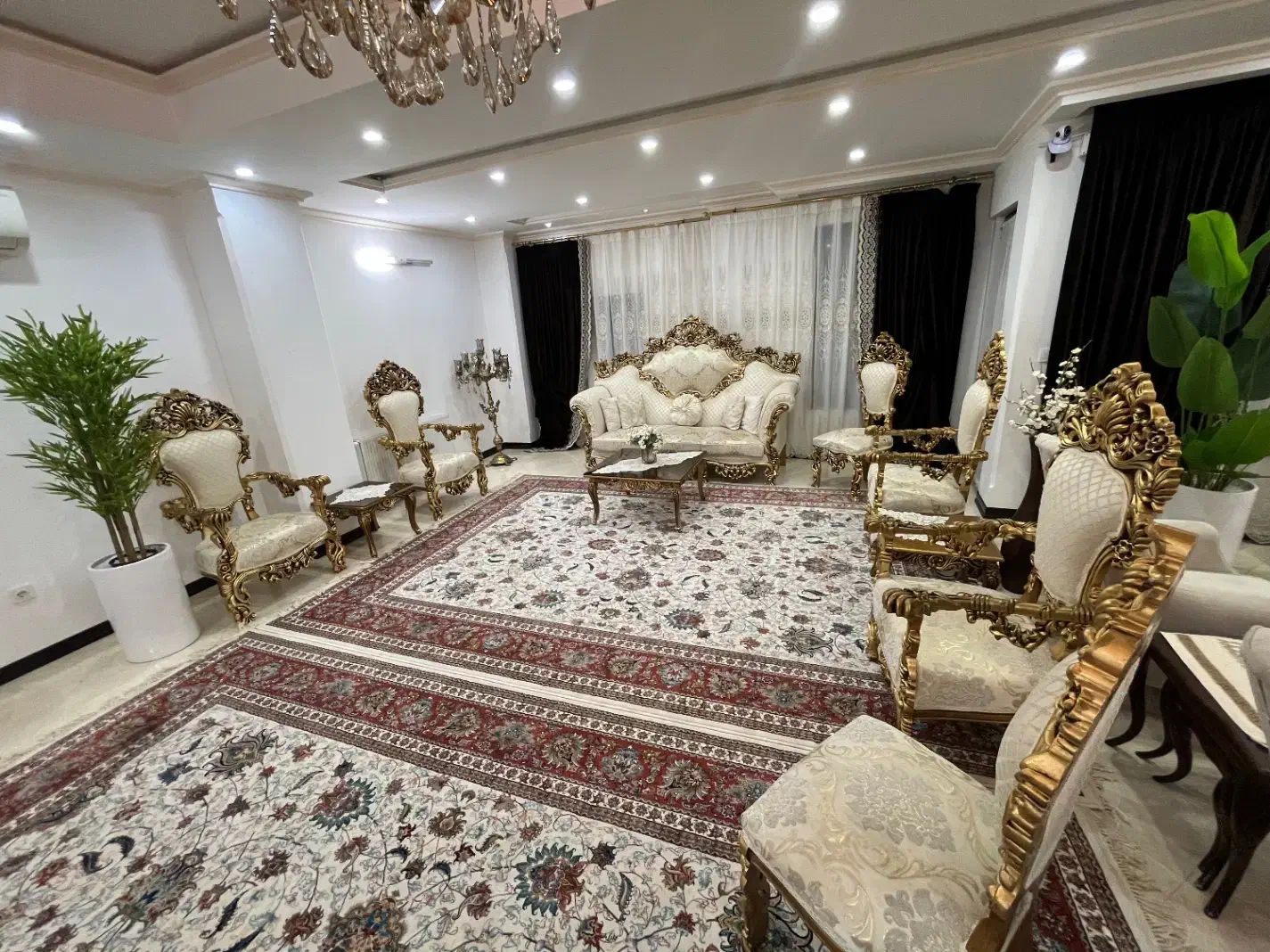 مبل استیل ۹ نفره به همراه میزناهارخوری ۸ نفره|مبلمان خانگی و میز عسلی|شاهرود, |دیوار