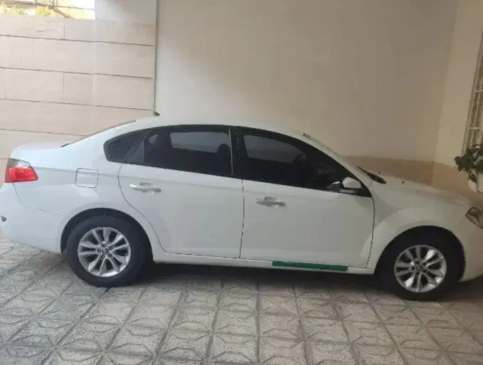 برلیانس 330h دنده ای|خودرو سواری و وانت|مشهد, سرافرازان|دیوار