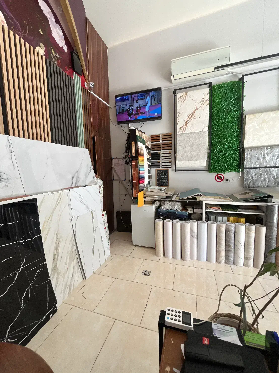 منشی دکوراسیون داخلی خ فردوسی|استخدام معماری، عمران و ساختمانی|بیرجند, |دیوار