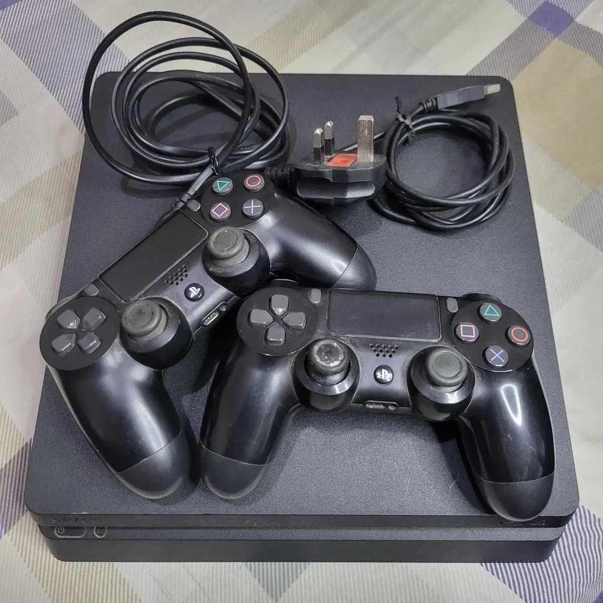 Ps4|کنسول، بازی ویدئویی و آنلاین|سبزوار, قصبه غربی|دیوار