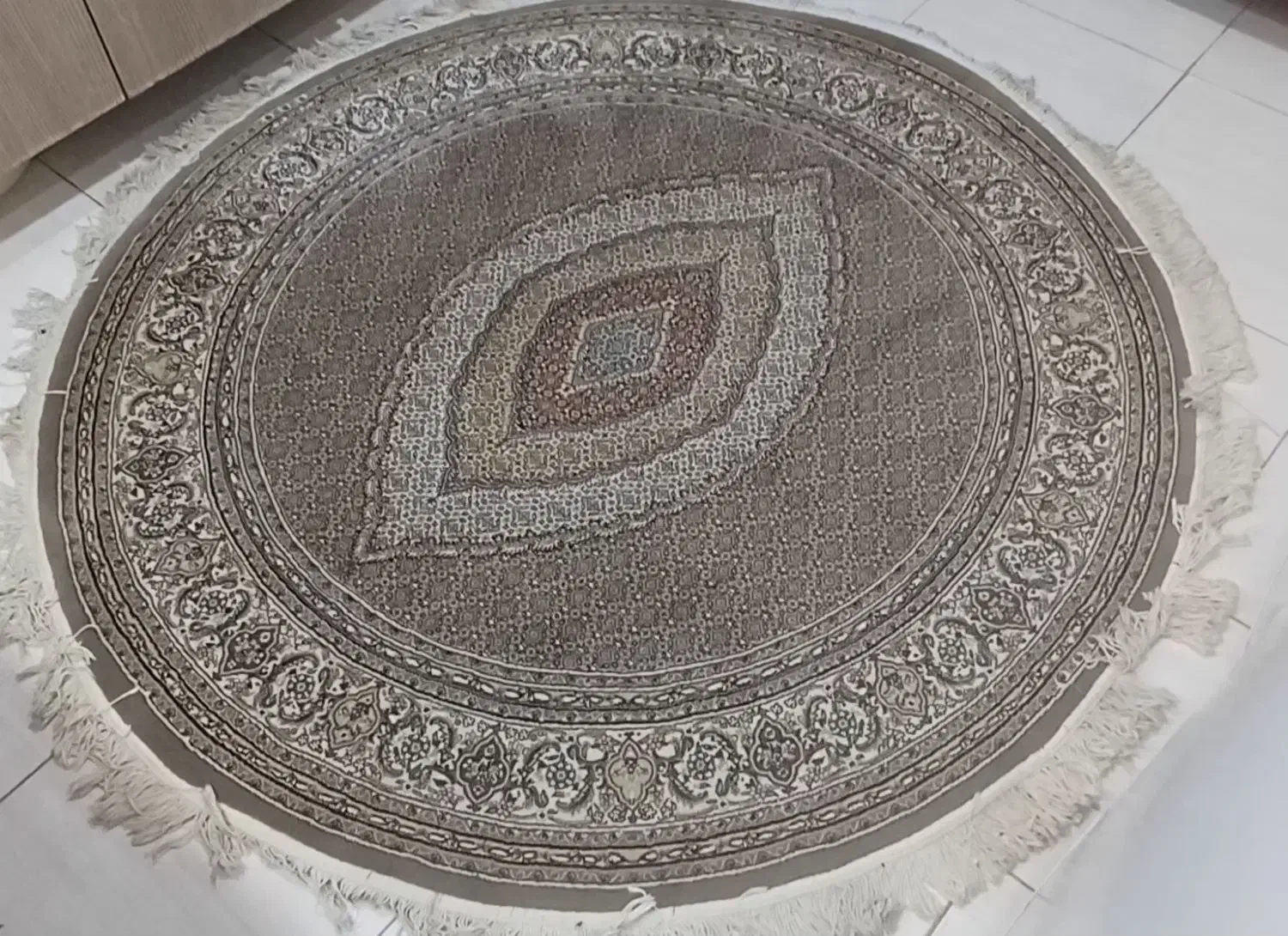 فرش گرد|فرش|تهران, پرستار|دیوار