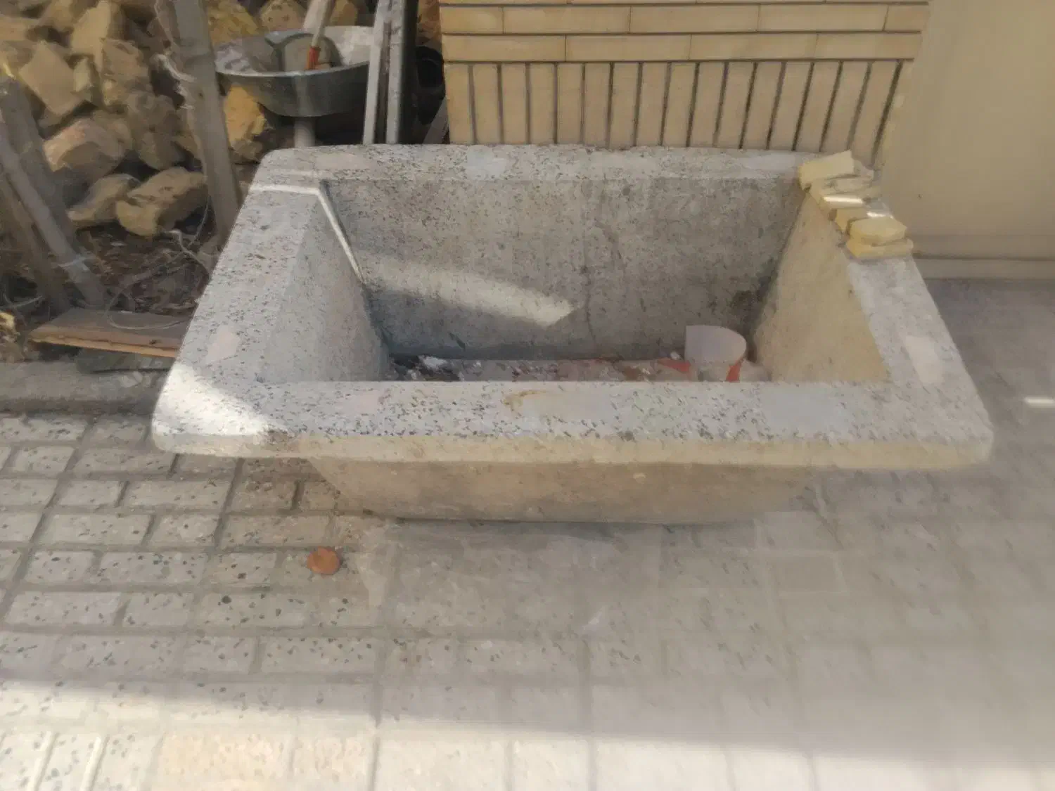 آجر و حوض|مصالح و تجهیزات ساختمان|مشهد, مشکینی (شهرک غرب)|دیوار