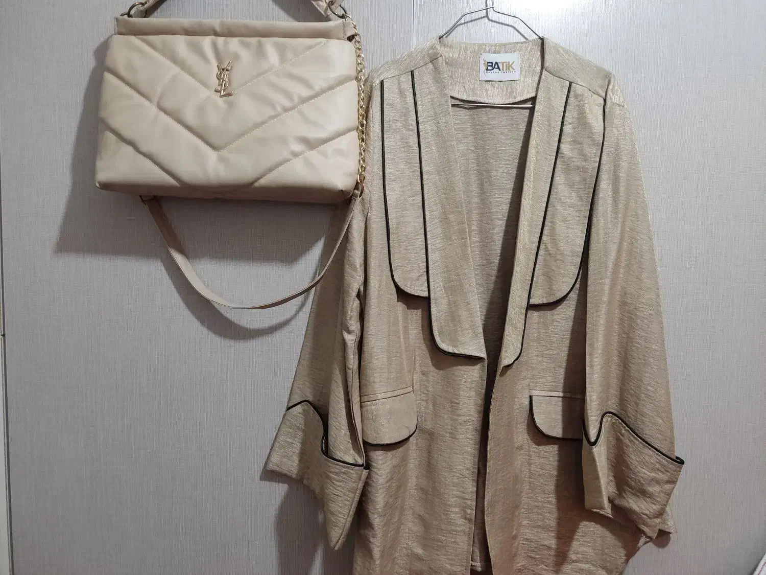 مجلسی لباس|لباس|خرم‌آباد, |دیوار