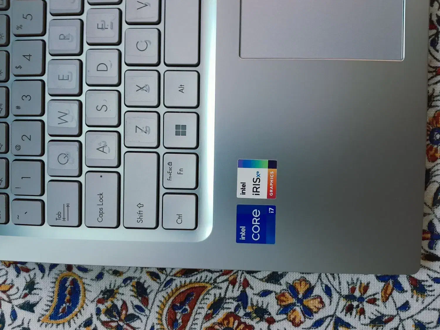 لبتابASUS Vivobook|رایانه همراه|اندیشه, اندیشه فاز ۱|دیوار