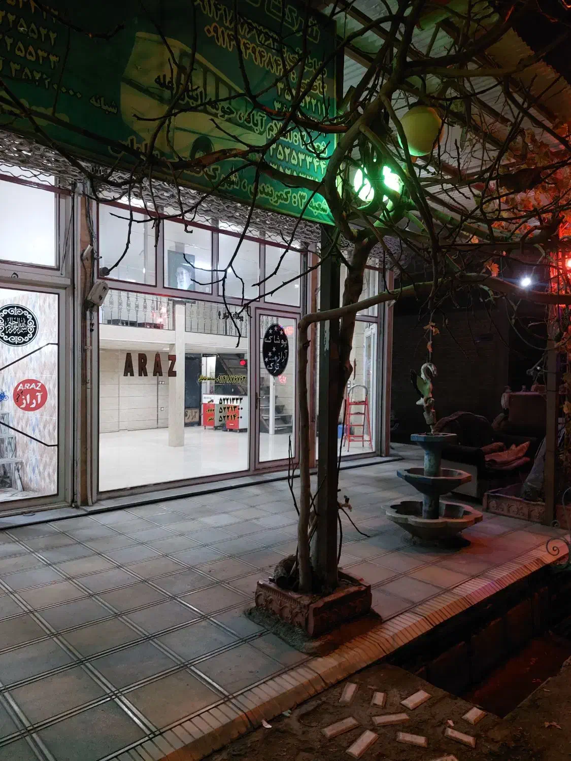 اجاره مغازه نبش کوچه|اجارهٔ مغازه و غرفه|سلماس, |دیوار