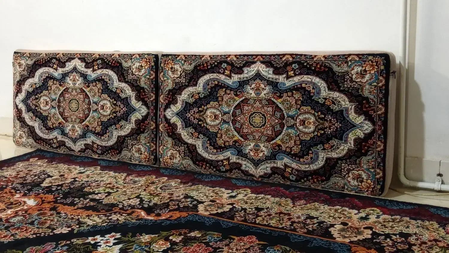 6عددپشتی|پشتی|سنقر, |دیوار