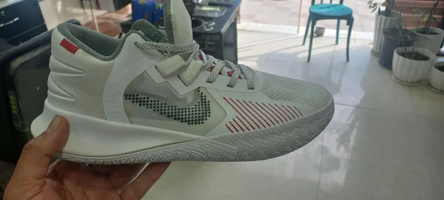 کتانی خارجی|کیف، کفش، کمربند|تاکستان, |دیوار