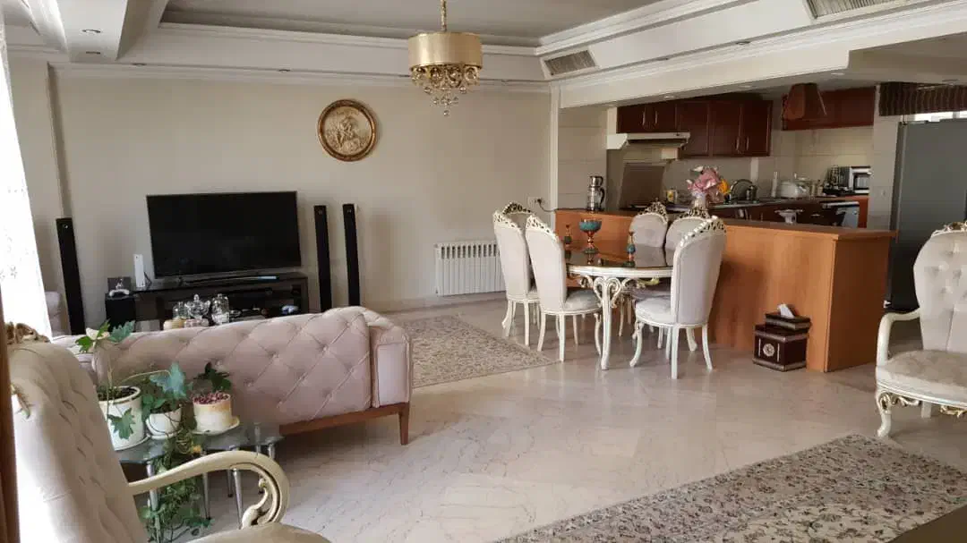 واحد ۱۷۰متری ۳خواب طبقه ۵ دروس