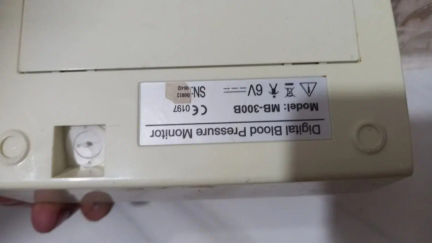 دستگاه فشار سنج|آرایشی، بهداشتی، درمانی|قزوین, |دیوار