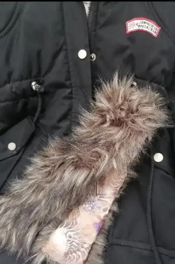 کاپشن کلاه خز|لباس|شیراز, سایت اداری|دیوار