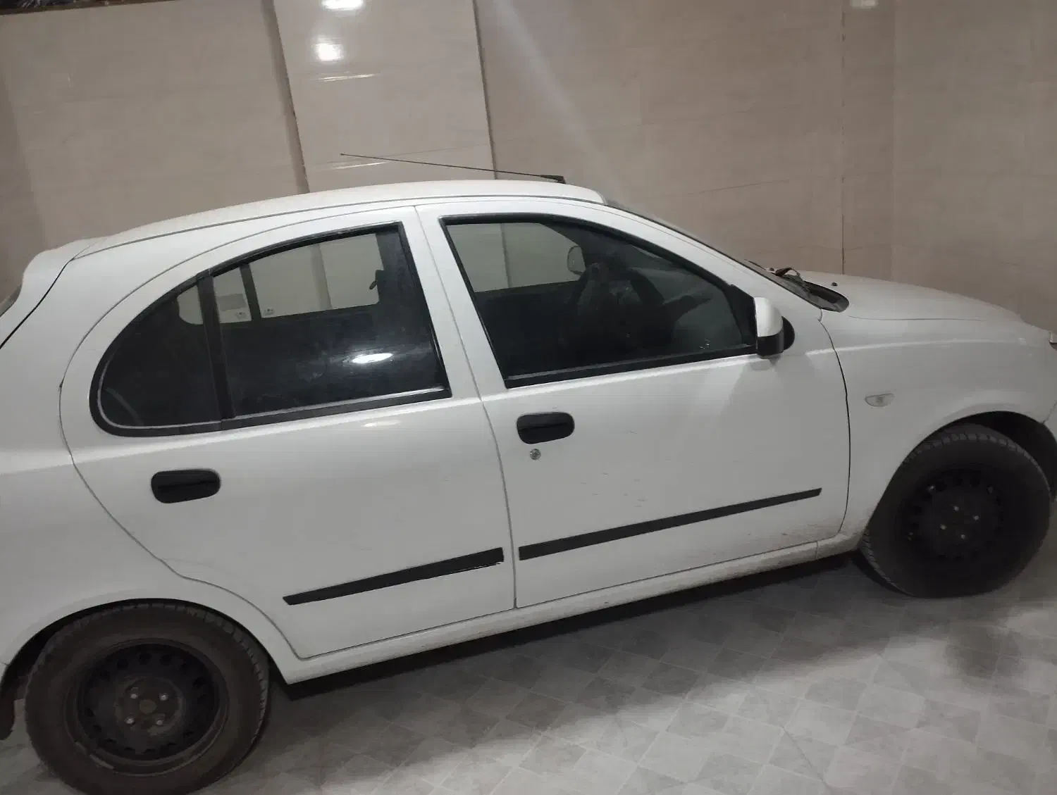 ماشین کم کارتمیزهست|خودرو سواری و وانت|زاهدان, |دیوار