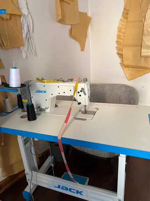 استخدام چرخ کار لباس شب و لباس عروس|استخدام صنعتی، فنی، مهندسی|تهران, ولنجک|دیوار