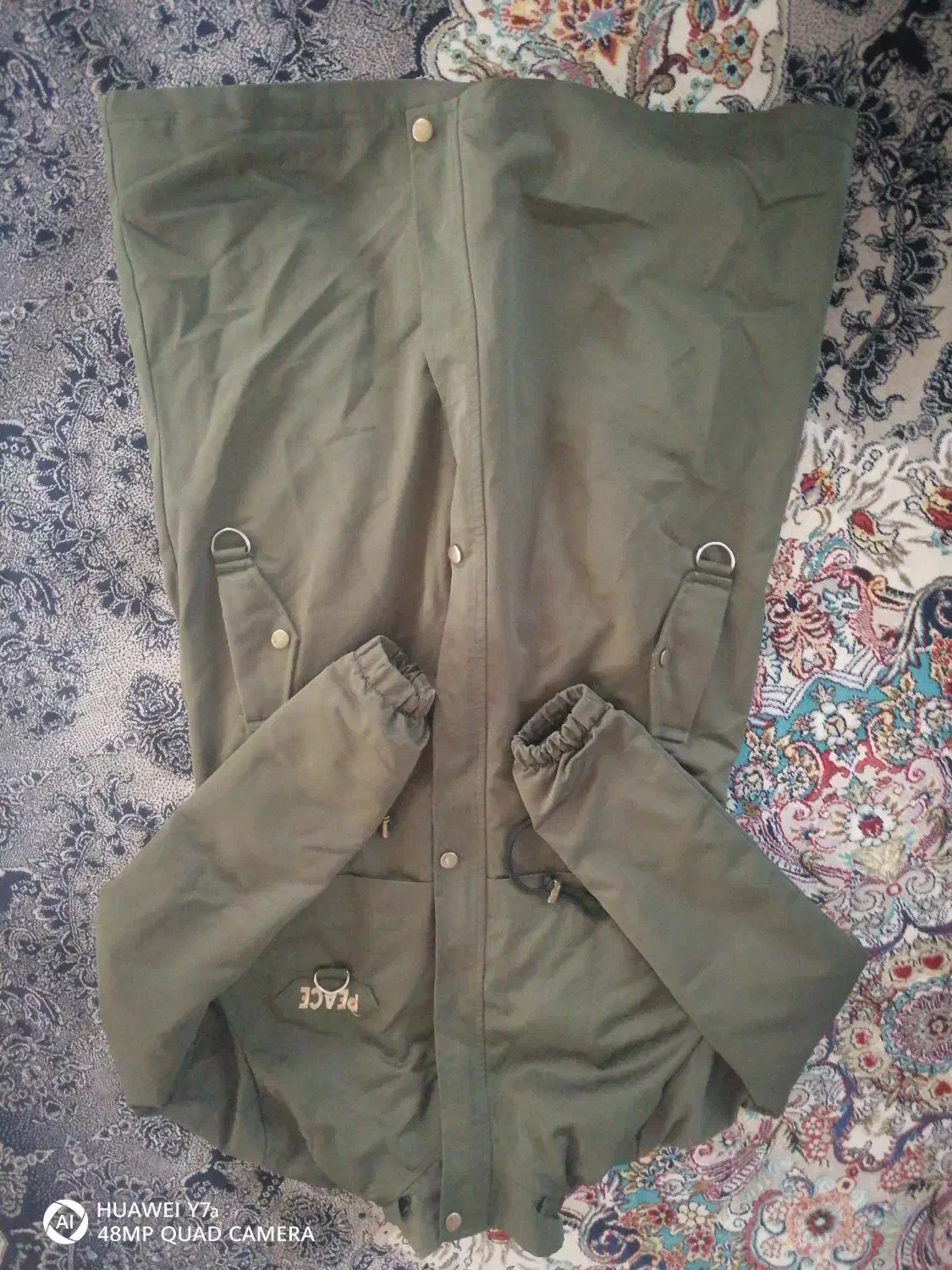 پالتو|لباس|شوسف, |دیوار