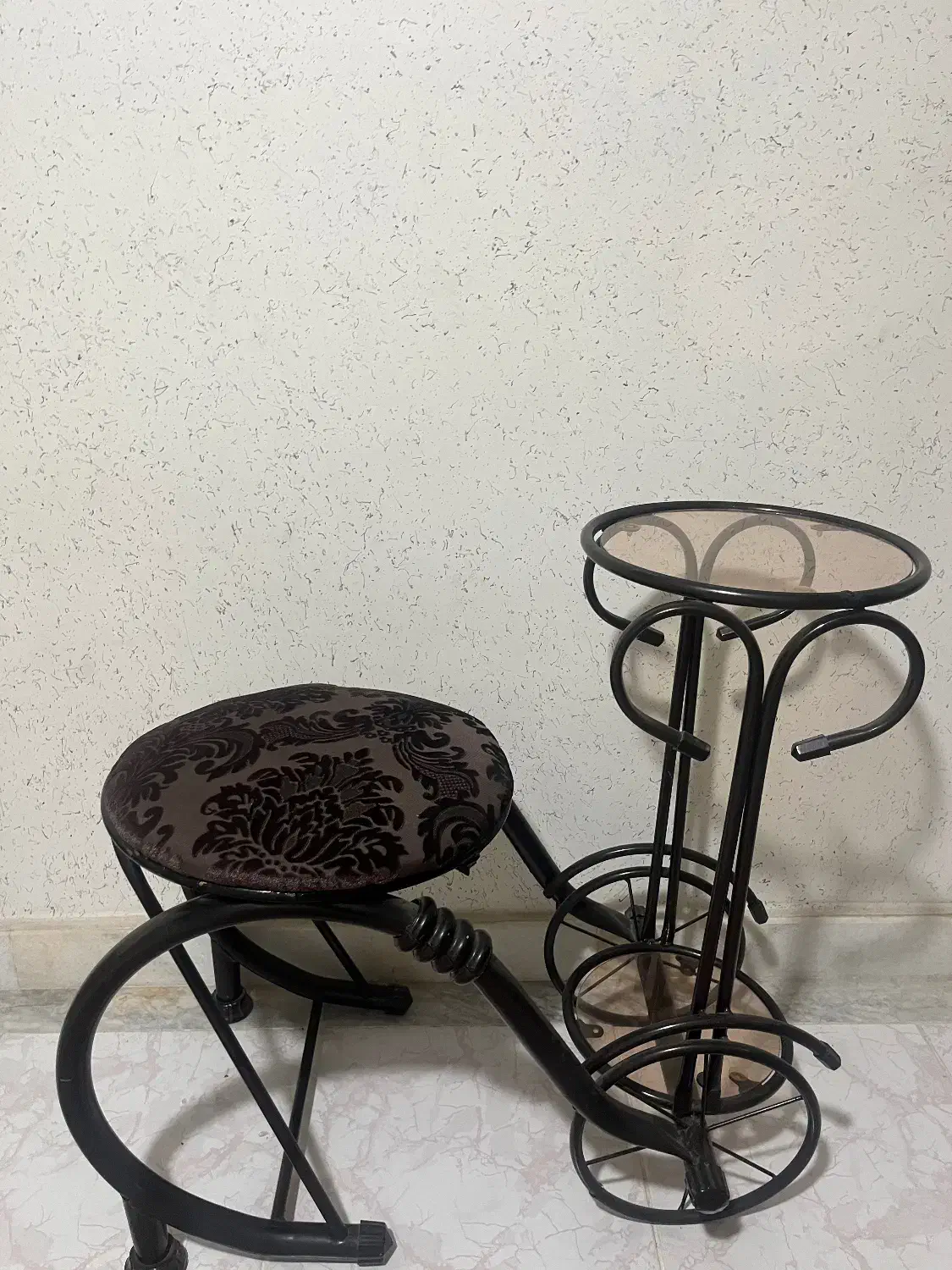 میزتلفن|میز تلفن|رشت, آزادگان|دیوار