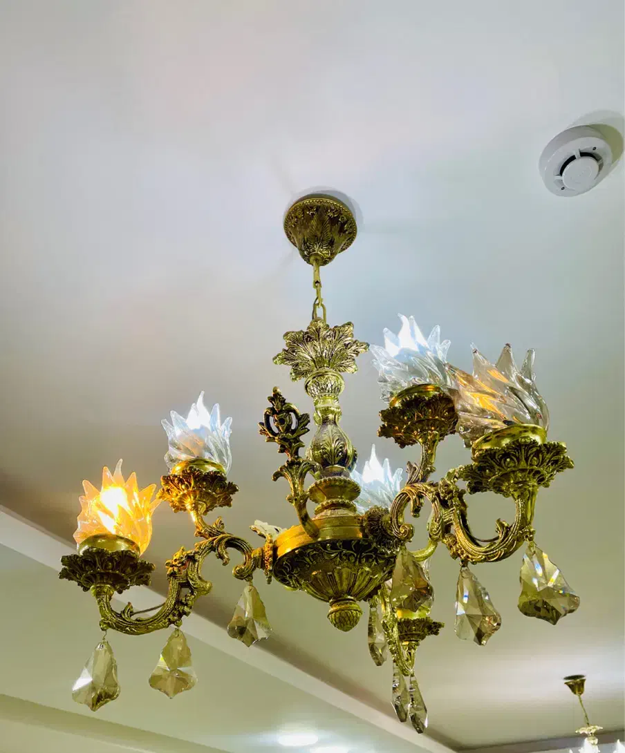 لوستر سه شاخه یک جفت|لوستر و چراغ آویز|زاهدان, |دیوار