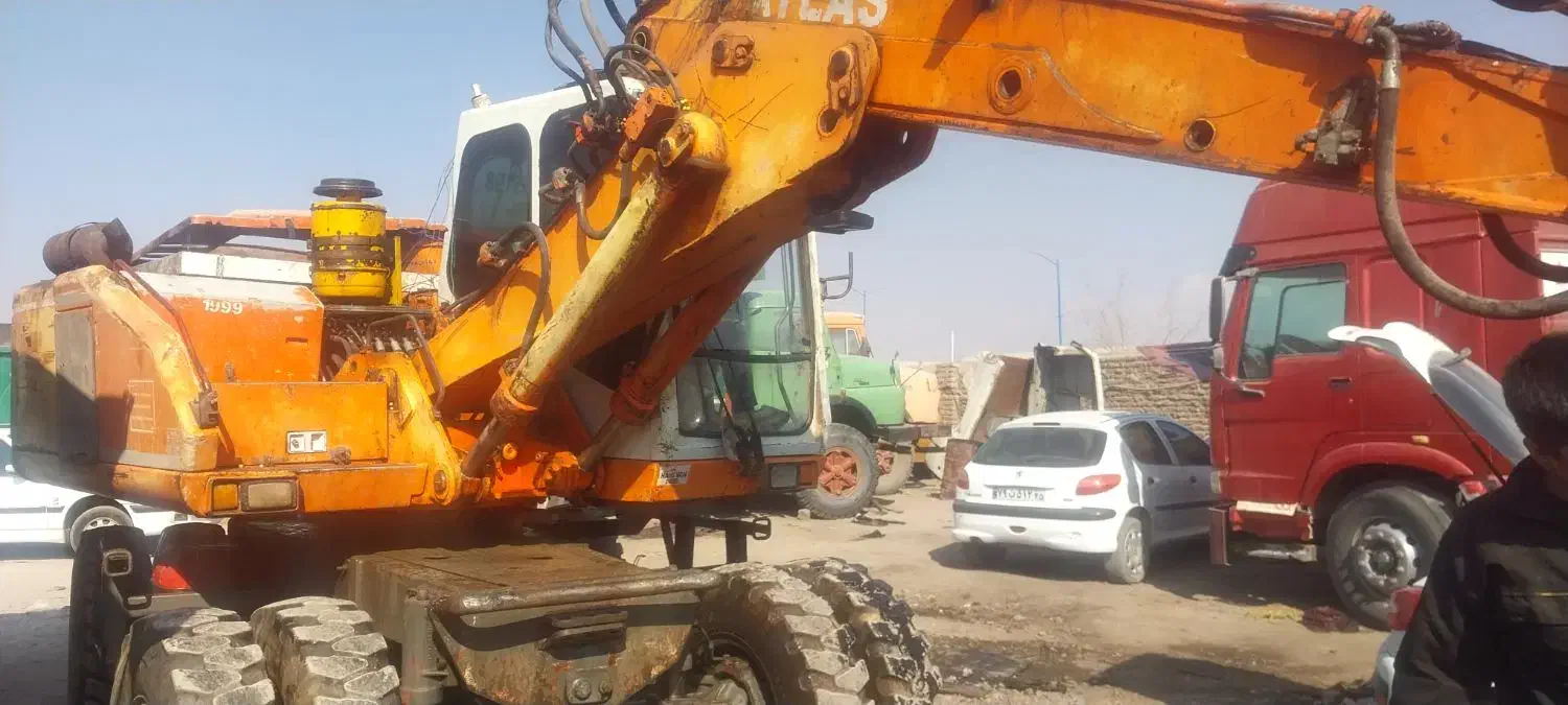 بیل اطلس 1404|خودرو سنگین|کرمان, |دیوار