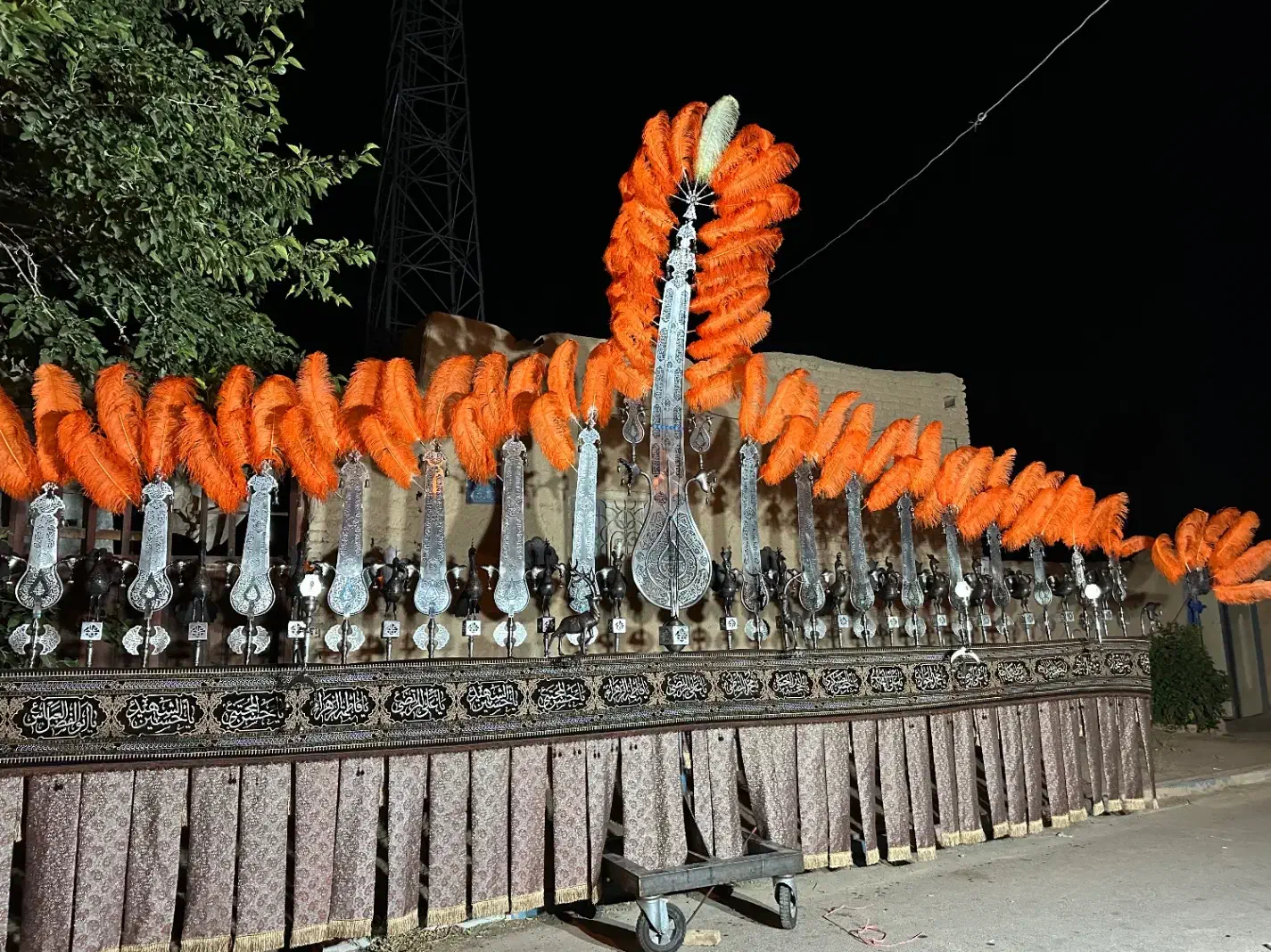 علامت ۲۱ تیغه حاجی جوادی|کلکسیون اشیاء عتیقه|تهران, افسریه شمالی|دیوار