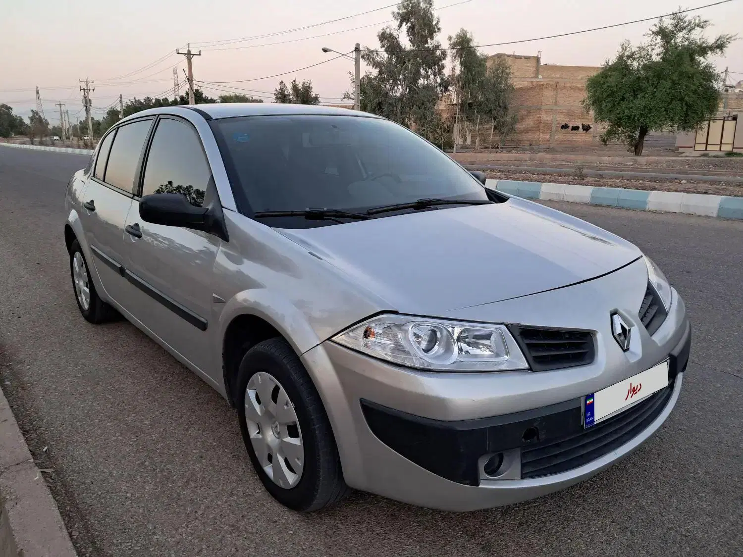 مگان 1600|خودرو سواری و وانت|دزفول, |دیوار